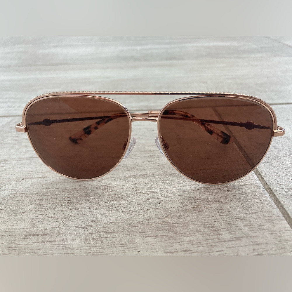 Alex Perry Aviator Rose-Gold Sunglasses - Picture 6 of 11